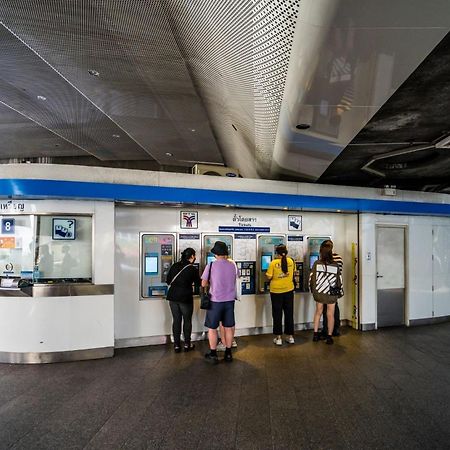 Go Inn Silom โกอินน์ สีลม - สถานีรถไฟฟ้าเซนต์หลุยส์ Бангкок Екстер'єр фото