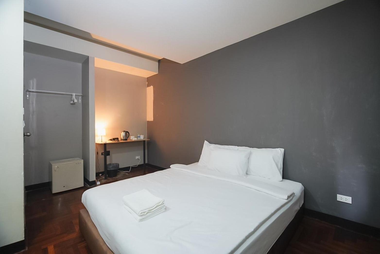 Go Inn Silom โกอินน์ สีลม - สถานีรถไฟฟ้าเซนต์หลุยส์ Бангкок Номер фото